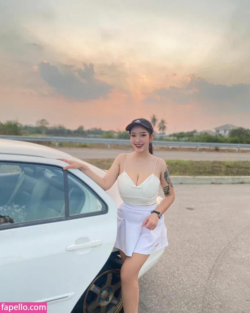 Yes Give Onlyfans Photo Gallery 