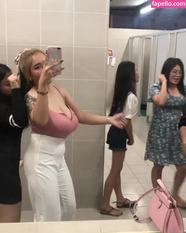 Yes Give Onlyfans Photo Gallery 