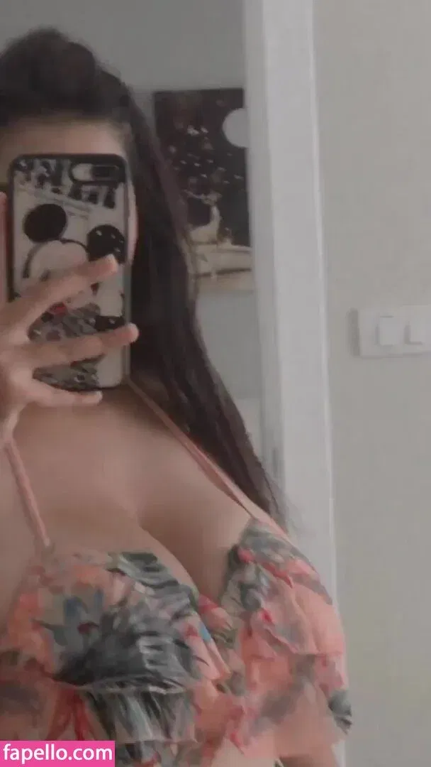 Yes Give Onlyfans Photo Gallery 