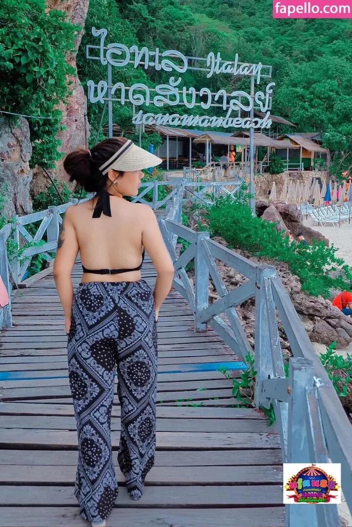 Yes Give Onlyfans Photo Gallery 