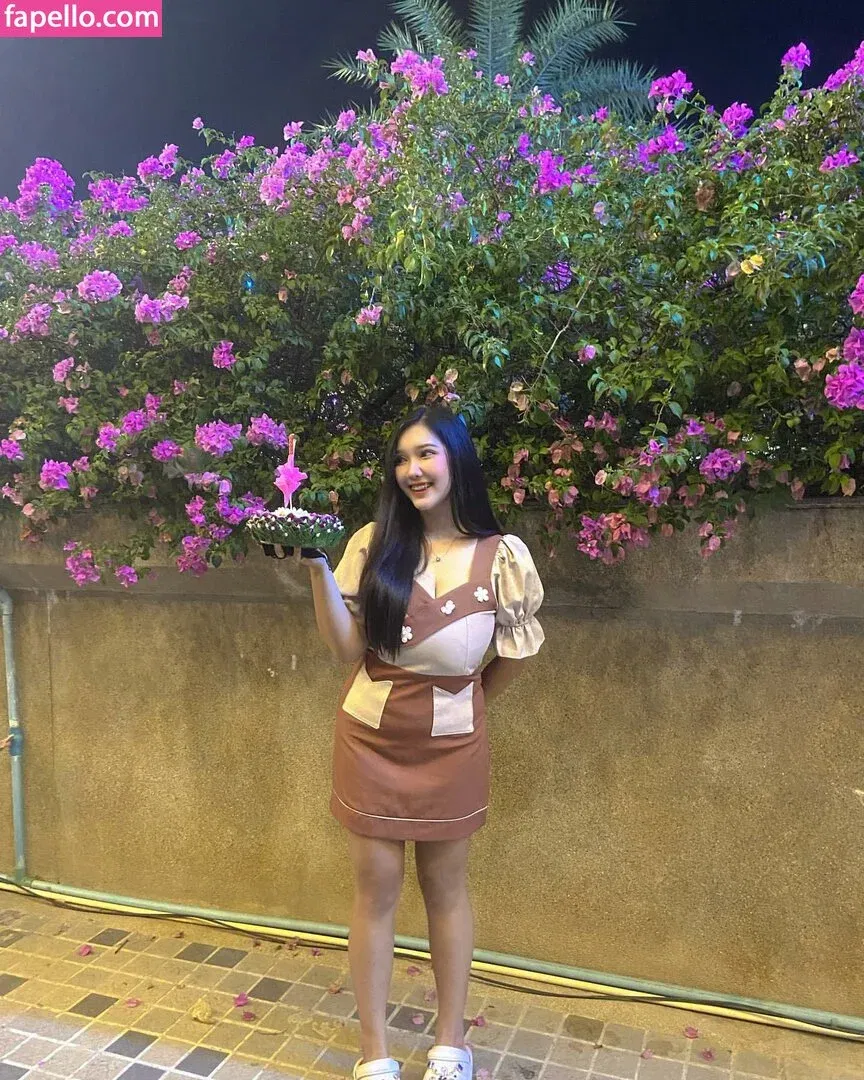 Yes Give Onlyfans Photo Gallery 