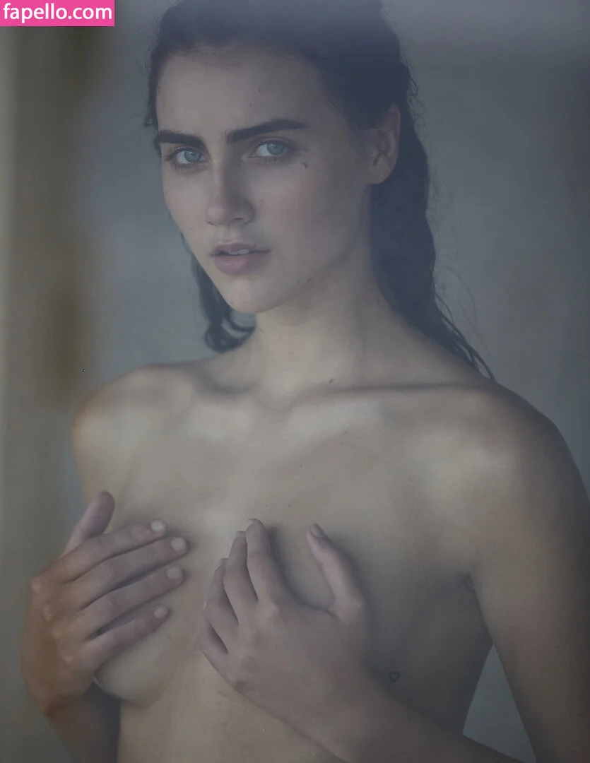 Anna Wolf Onlyfans Photo Gallery 