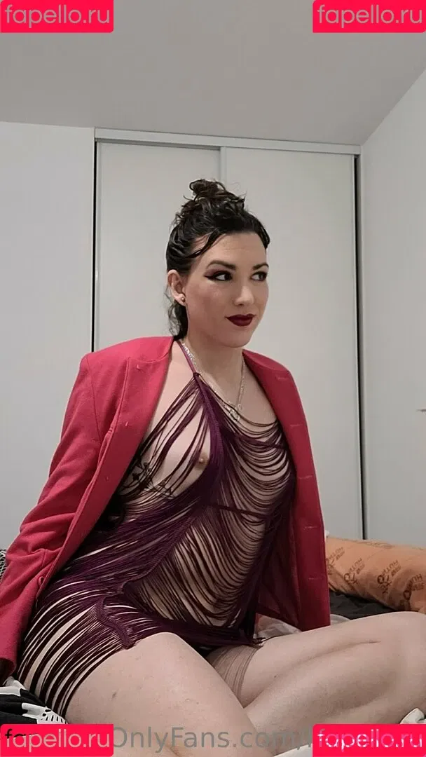 lysiavice Onlyfans Photo Gallery 