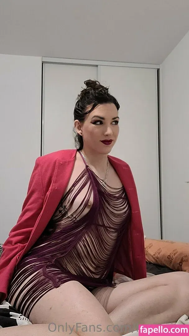 lysiavice Onlyfans Photo Gallery 