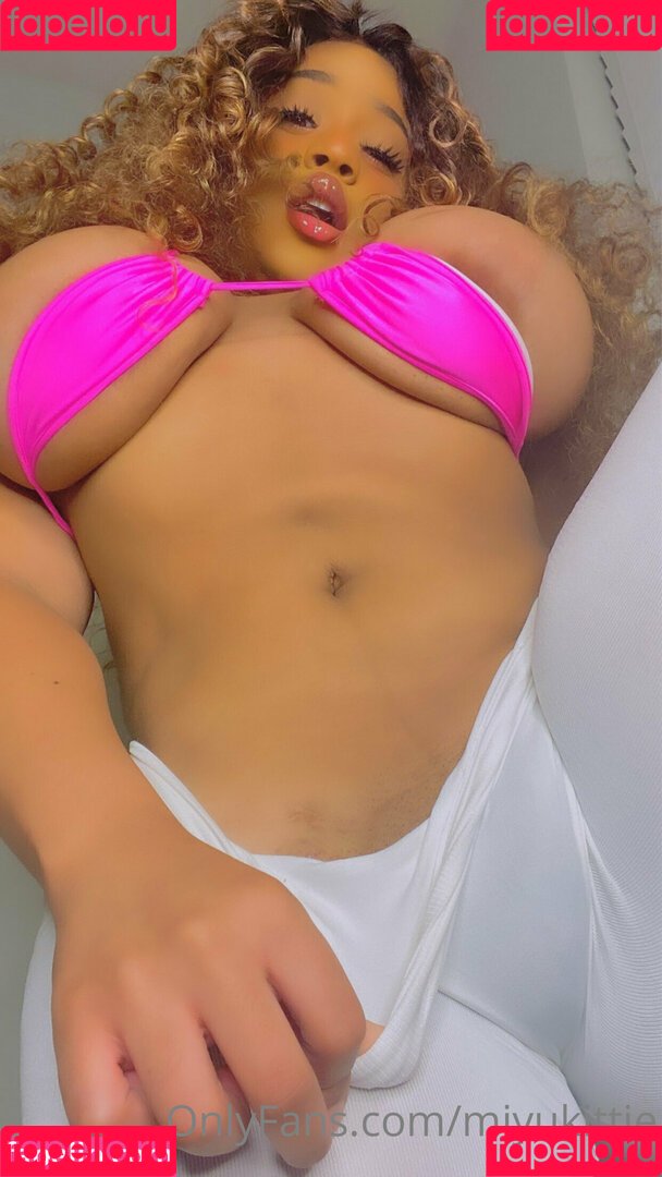 Miyukittie Onlyfans Photo Gallery 