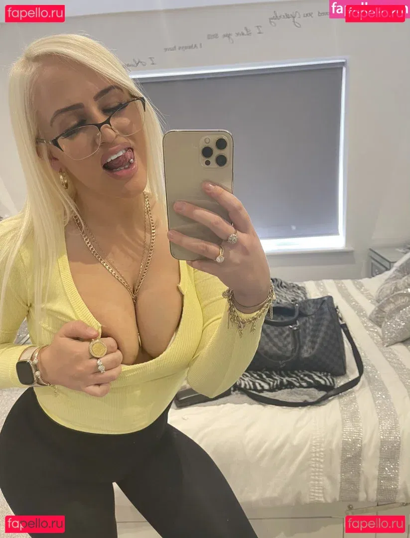 BlondieEliz Onlyfans Photo Gallery 