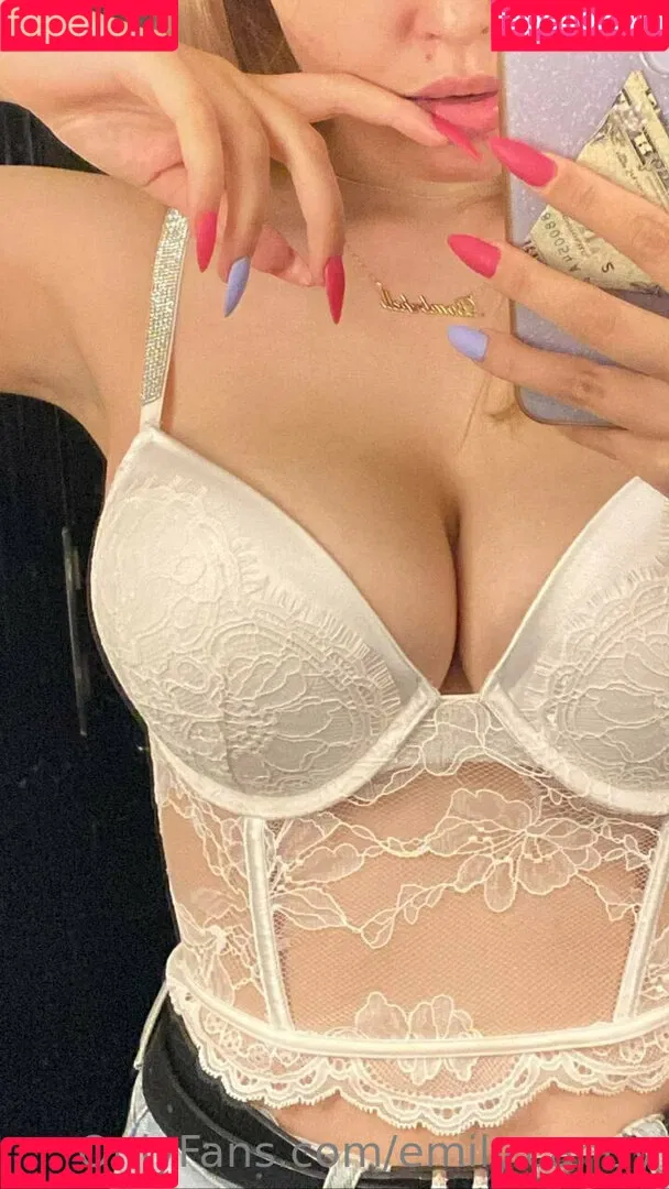 emilycandy1 Onlyfans Photo Gallery 