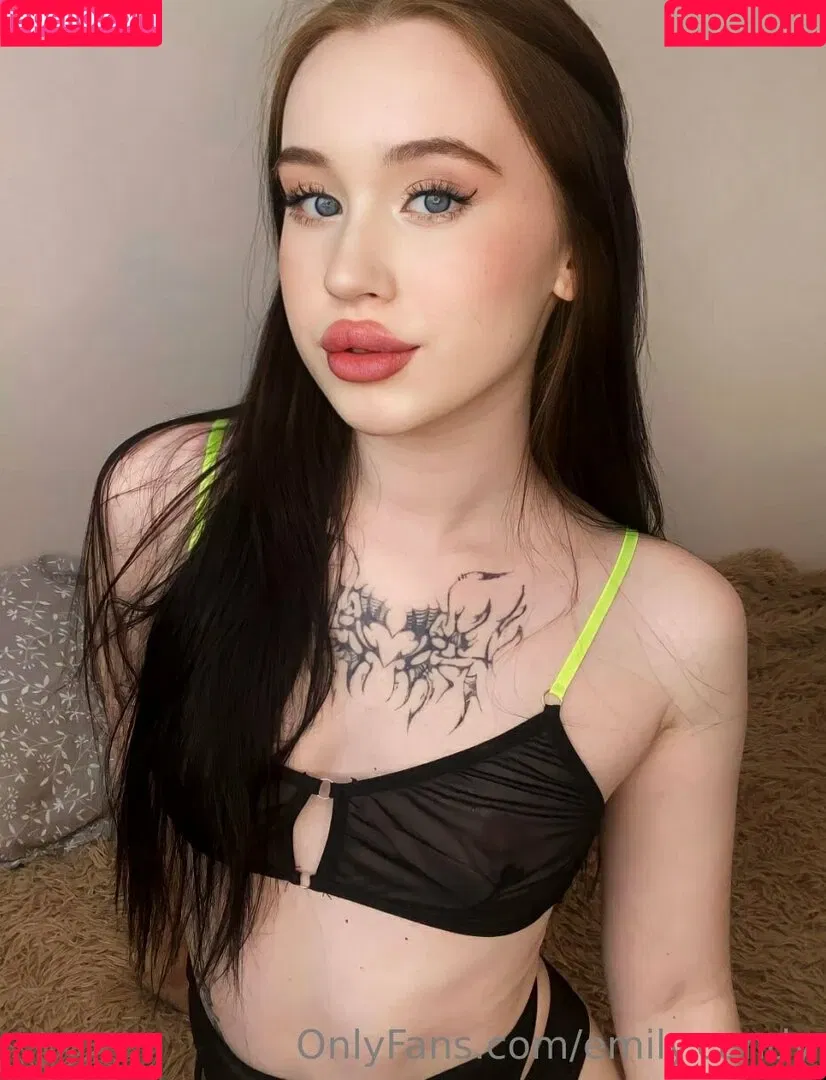 emilycandy1 Onlyfans Photo Gallery 