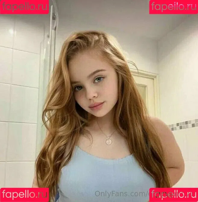 emilycandy1 Onlyfans Photo Gallery 