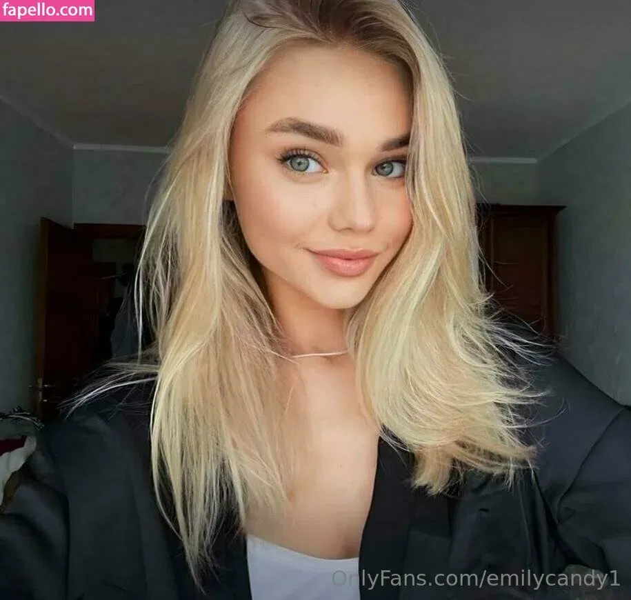 emilycandy1 Onlyfans Photo Gallery 