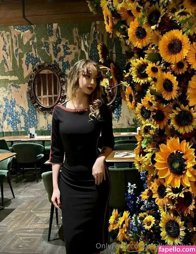 emilycandy1 Onlyfans Photo Gallery 