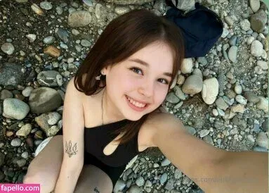 emilycandy1 Onlyfans Photo Gallery 