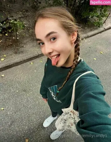 emilycandy1 Onlyfans Photo Gallery 