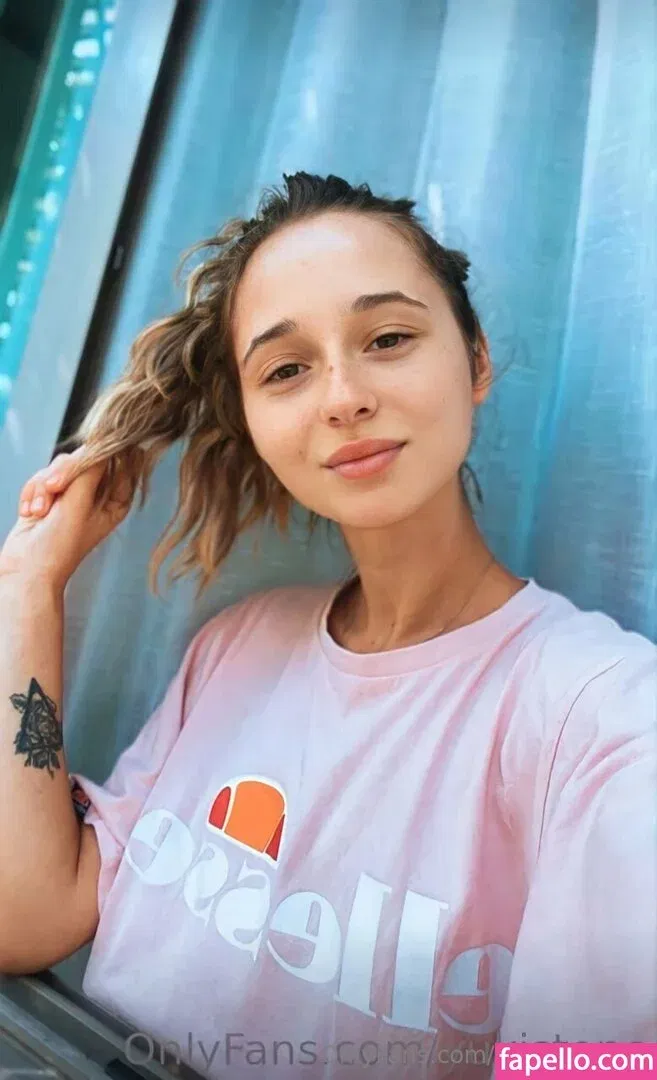 emilycandy1 Onlyfans Photo Gallery 