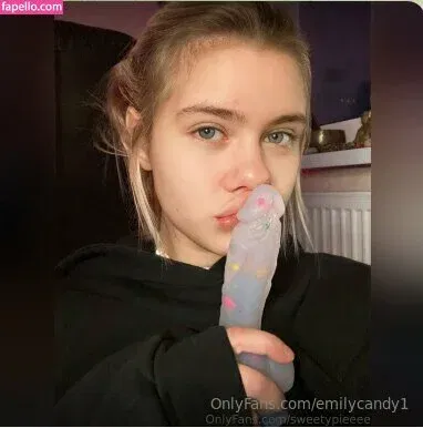emilycandy1 Onlyfans Photo Gallery 