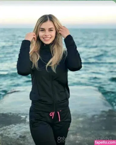 emilycandy1 Onlyfans Photo Gallery 