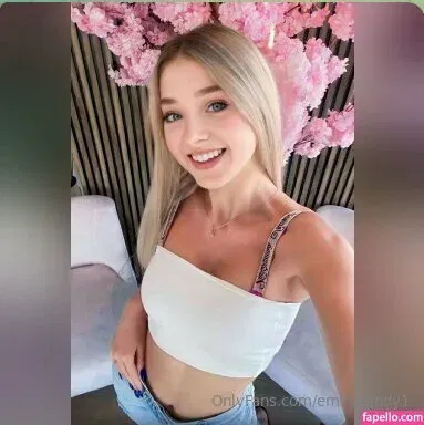 emilycandy1 Onlyfans Photo Gallery 
