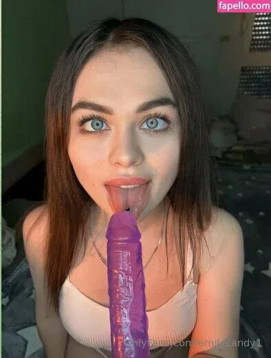 emilycandy1 Onlyfans Photo Gallery 