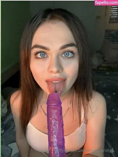 emilycandy1 Onlyfans Photo Gallery 