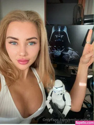 emilycandy1 Onlyfans Photo Gallery 