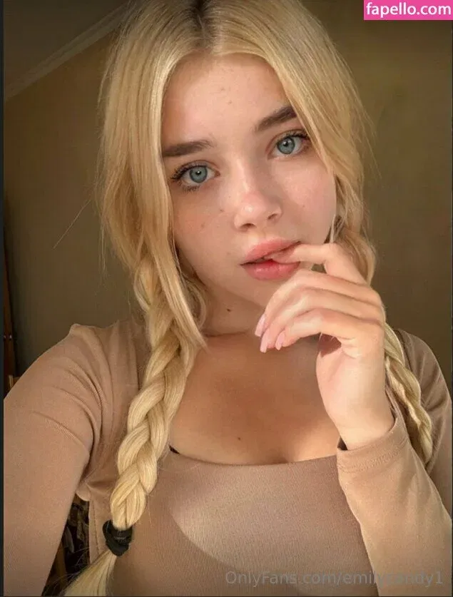 emilycandy1 Onlyfans Photo Gallery 