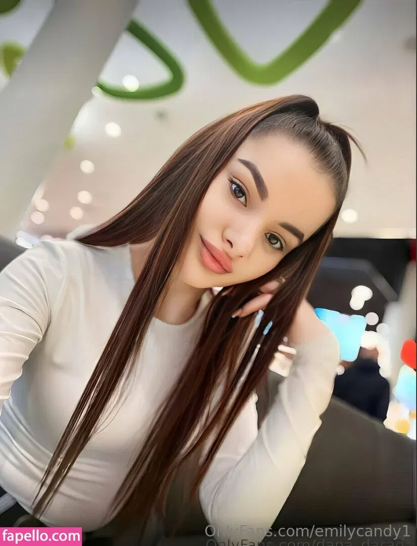 emilycandy1 Onlyfans Photo Gallery 