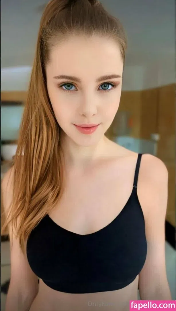 emilycandy1 Onlyfans Photo Gallery 