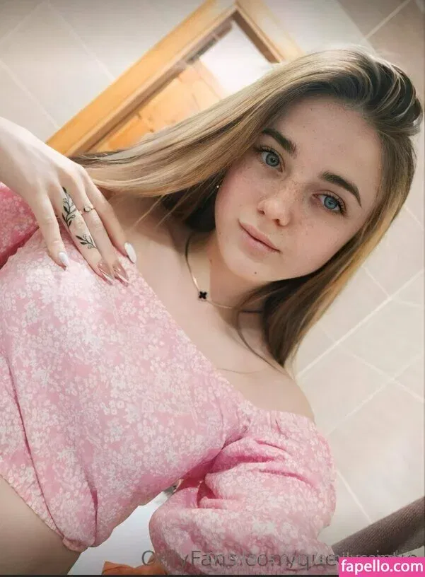 emilycandy1 Onlyfans Photo Gallery 