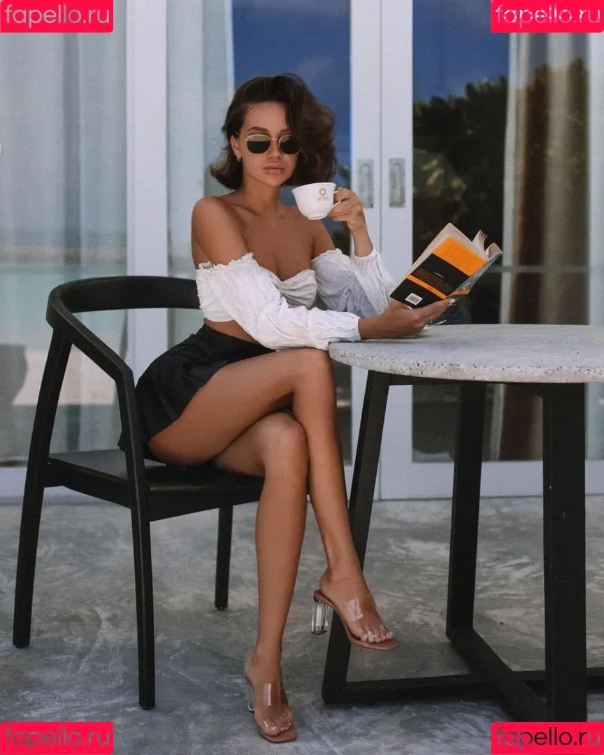 Alina Lando Onlyfans Photo Gallery 