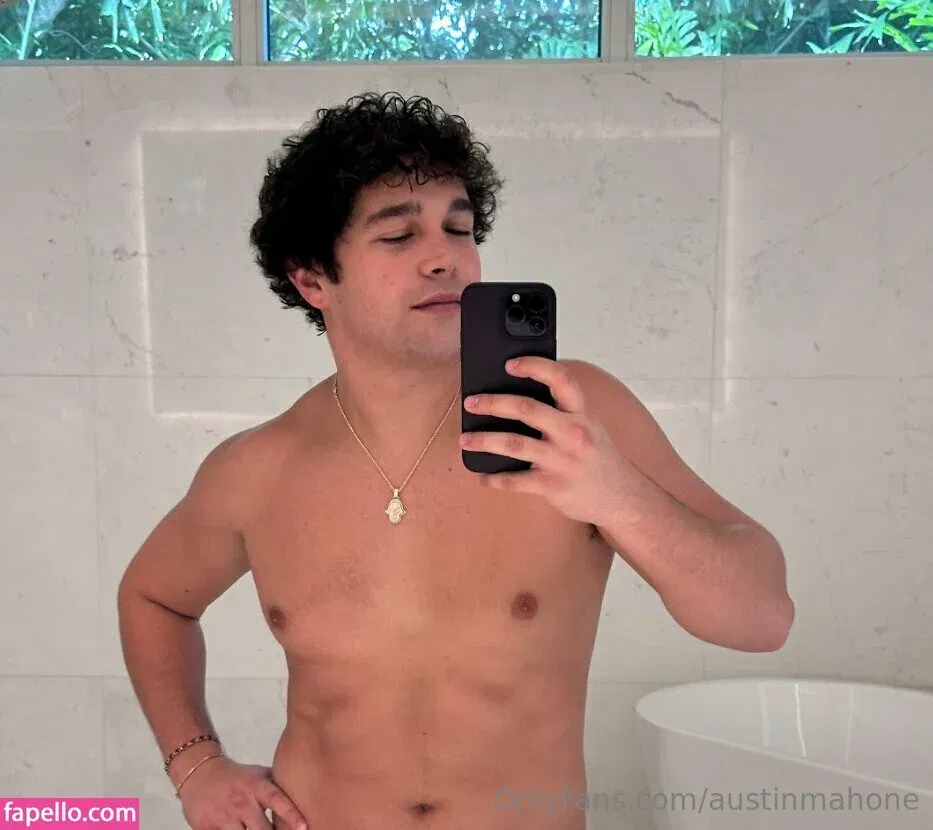 austinmahone Onlyfans Photo Gallery 