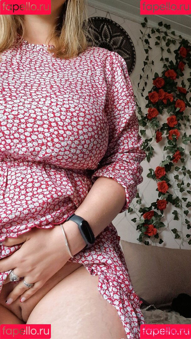 Pola Rainbow Onlyfans Photo Gallery 