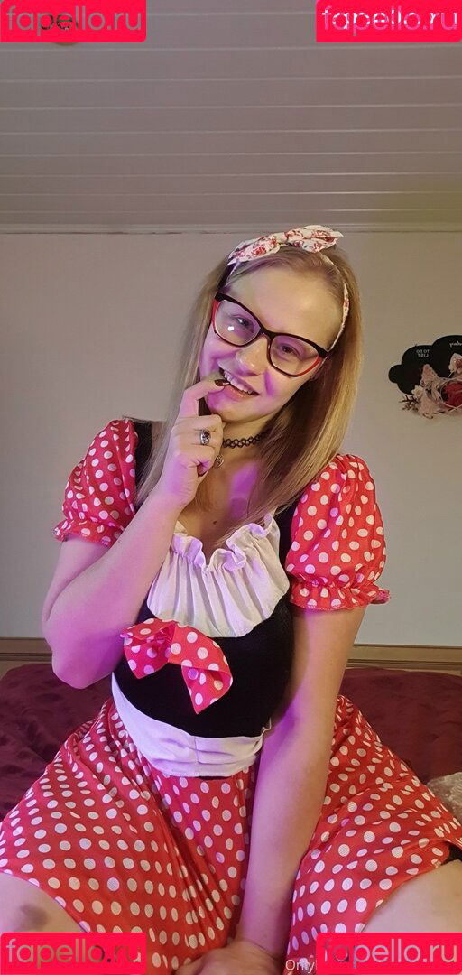 Pola Rainbow Onlyfans Photo Gallery 