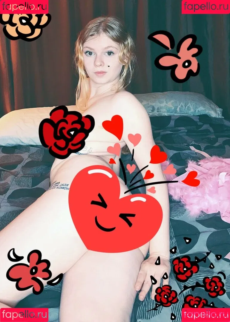 lyrictiana Onlyfans Photo Gallery 