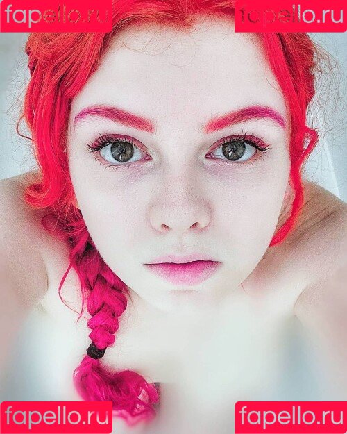 lyrictiana Onlyfans Photo Gallery 