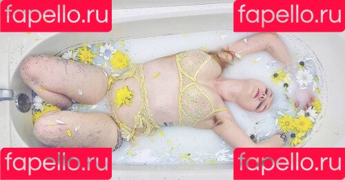 lyrictiana Onlyfans Photo Gallery 