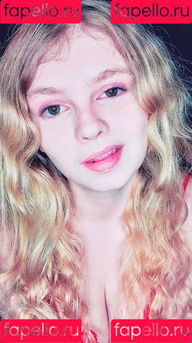 lyrictiana Onlyfans Photo Gallery 