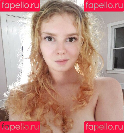 lyrictiana Onlyfans Photo Gallery 