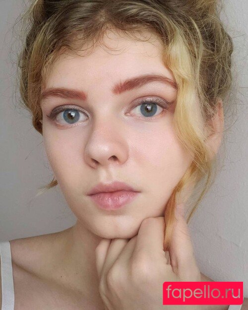 lyrictiana Onlyfans Photo Gallery 