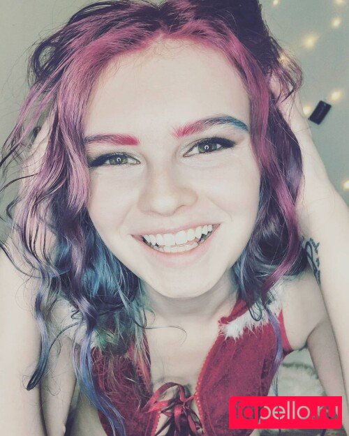 lyrictiana Onlyfans Photo Gallery 