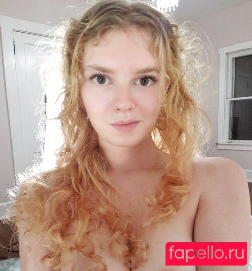 lyrictiana Onlyfans Photo Gallery 