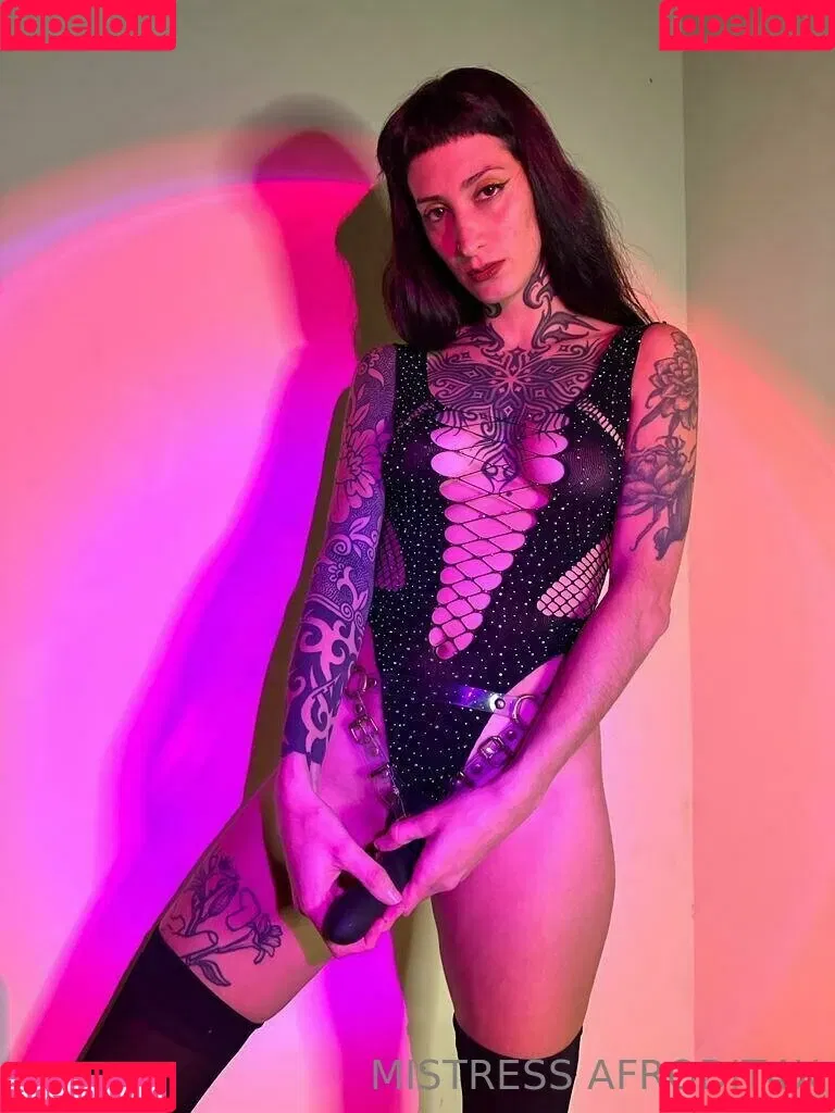 afrodit4x Onlyfans Photo Gallery 