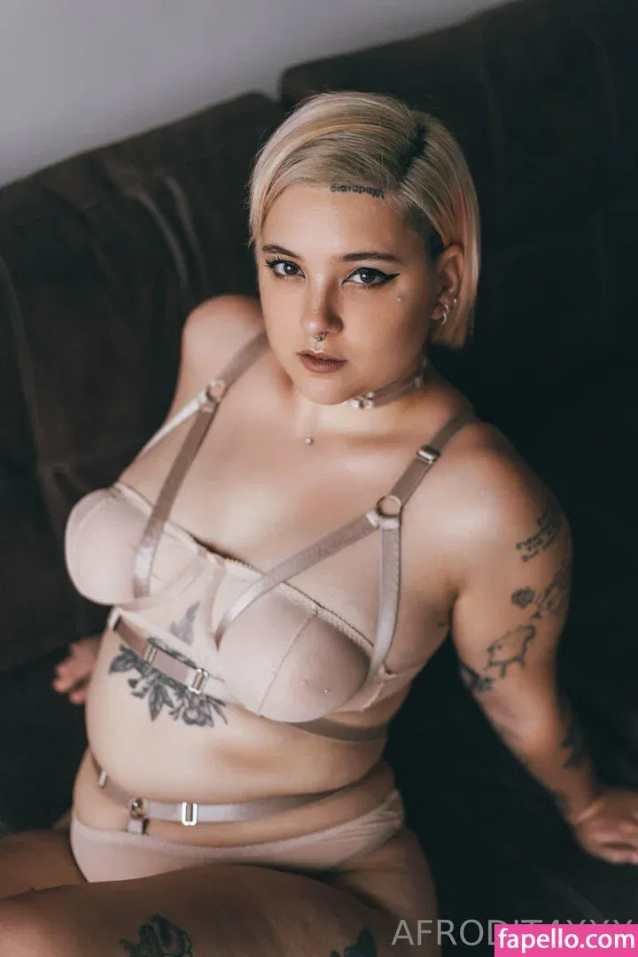 afrodit4x Onlyfans Photo Gallery 