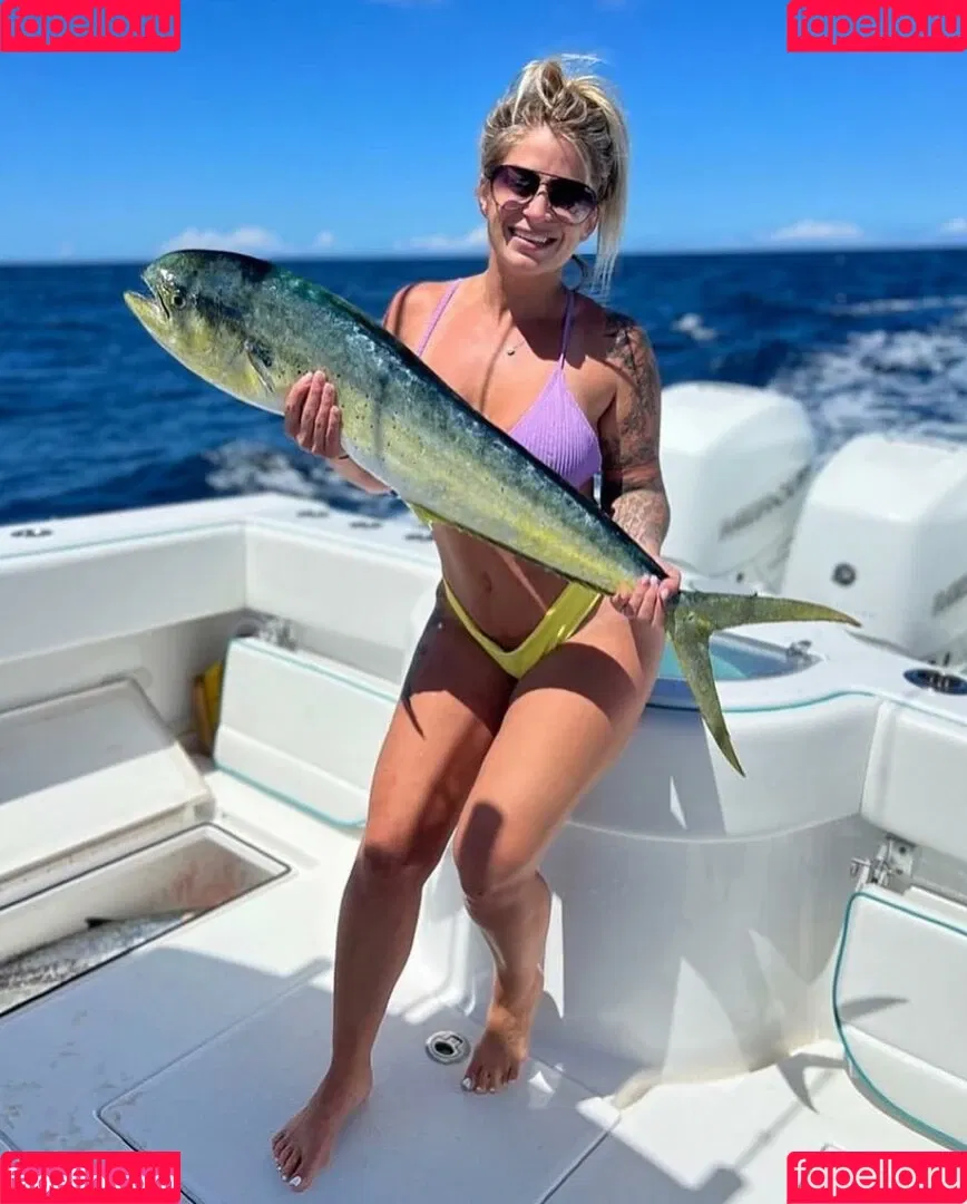 Hottest Fishing Onlyfans Photo Gallery 