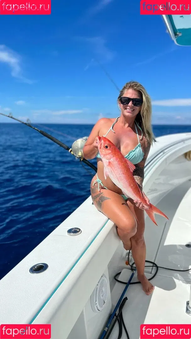 Hottest Fishing Onlyfans Photo Gallery 
