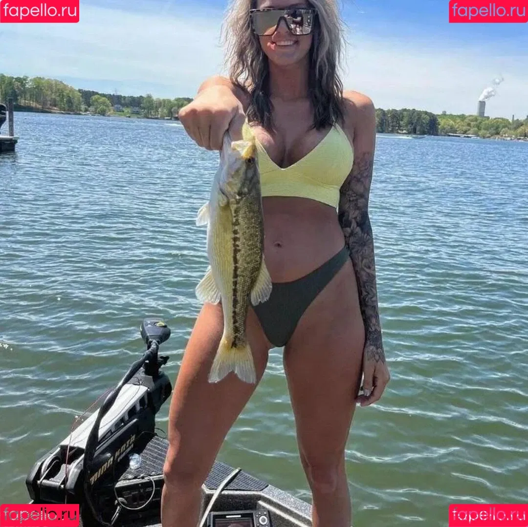 Hottest Fishing Onlyfans Photo Gallery 