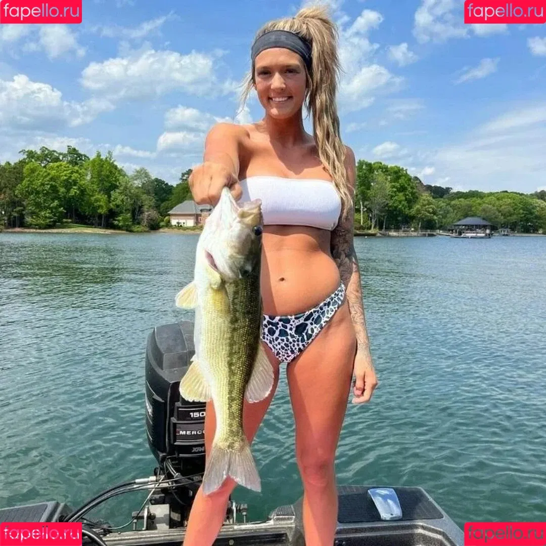 Hottest Fishing Onlyfans Photo Gallery 