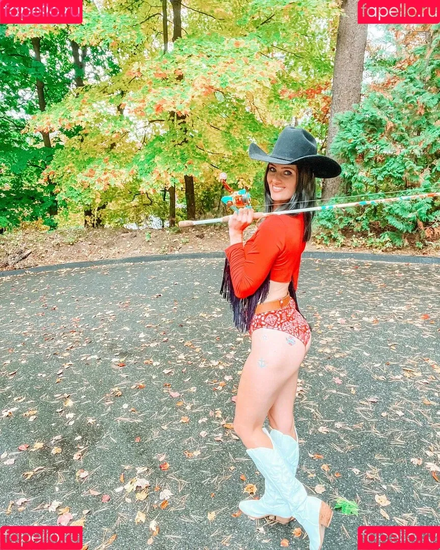 Hottest Fishing Onlyfans Photo Gallery 