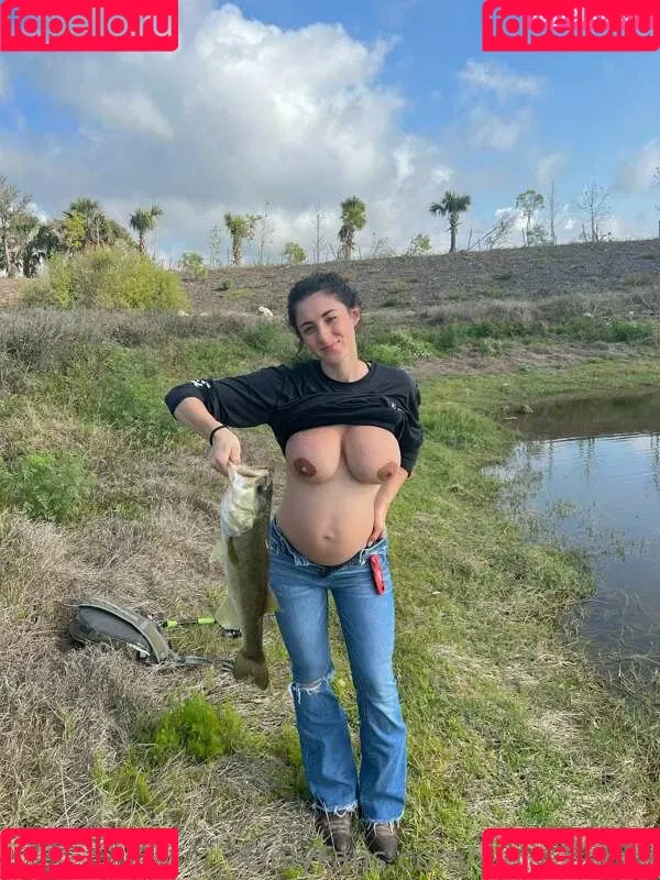 Hottest Fishing Onlyfans Photo Gallery 