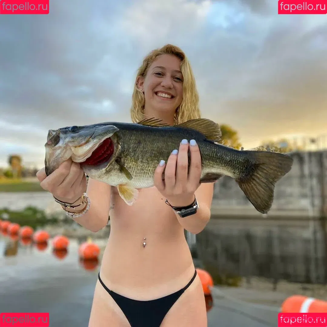 Hottest Fishing Onlyfans Photo Gallery 