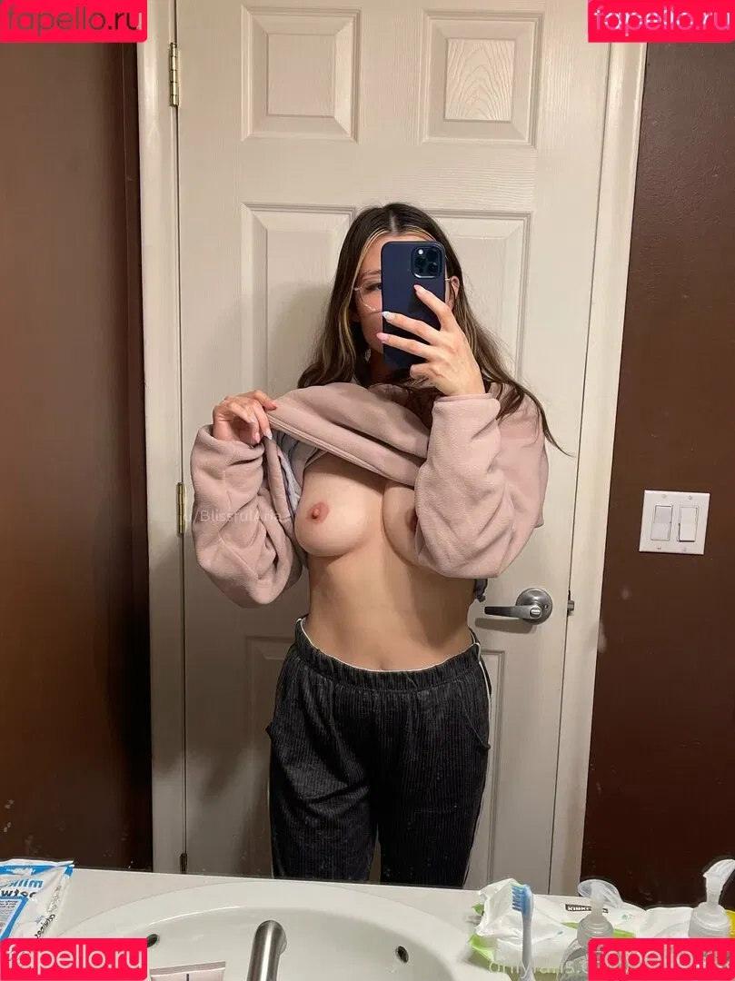 ariablissx Onlyfans Photo Gallery 